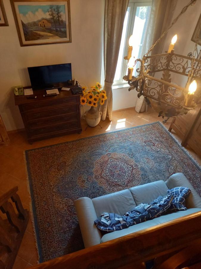 Appartamento Stile Toscano In 파우글리아 외부 사진